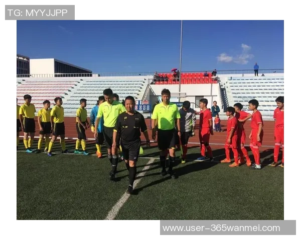 足球大逆袭万能卡片助你逆转比赛局势成就冠军梦想